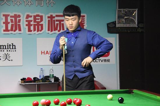 赛中奉献出 赛中奉献出